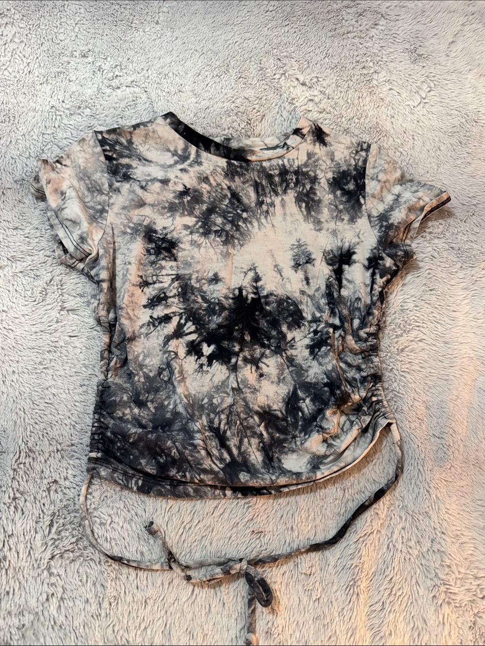 Tie-Dye Ruched Side Drawstring Tee - Black & Cream